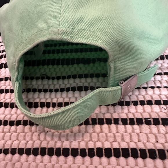 Hat - Picture 6 of 9